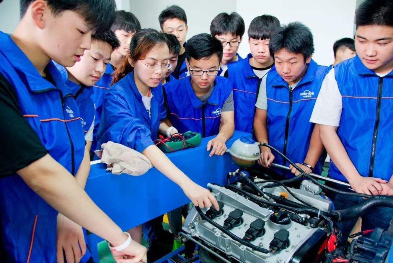 it技術員_it技術團隊工作氛圍_it技術宅技術